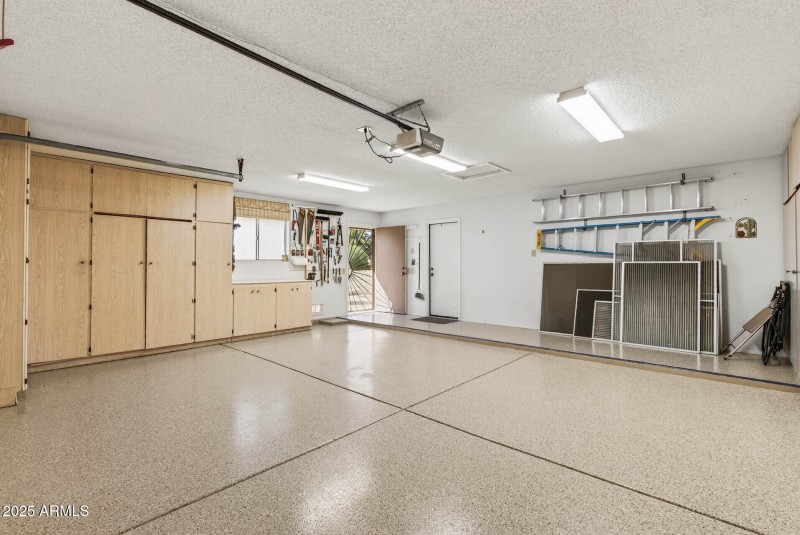 66_21610_N_Sunglow66_mls