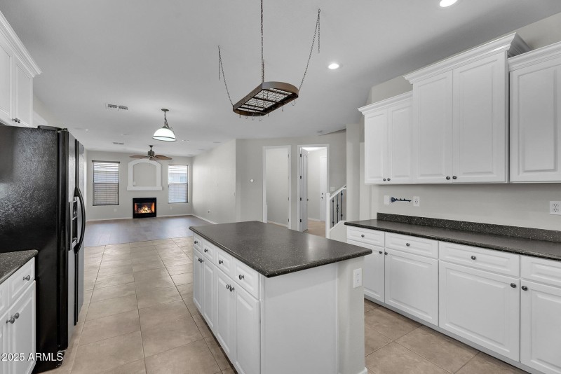 010_14-web-or-mls-oak_rd-12_470