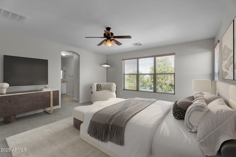 016_master_bedroom_746