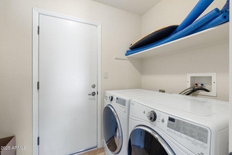 14) 63672-68f710b7642b7