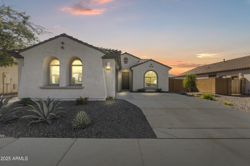 Front Exterior/Virtual Twilight