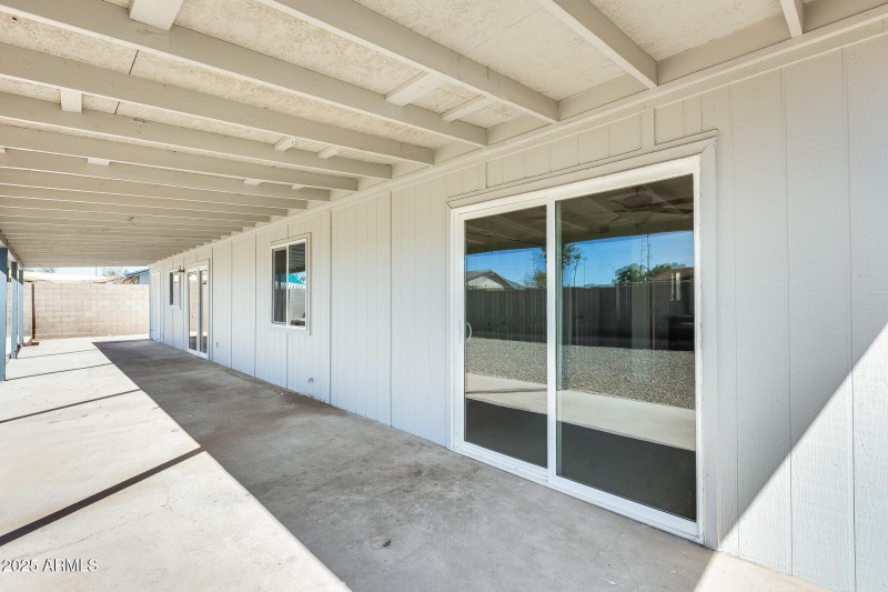 Large covered patio w new slider