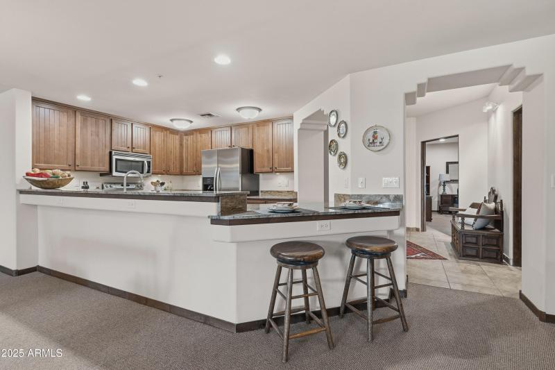 Open Kitchen with Breakfast Bar