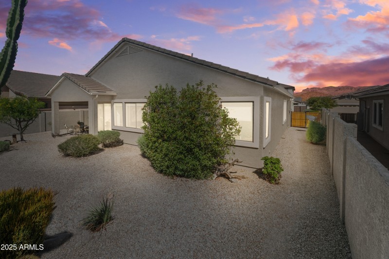 18115-E-Via-Jardin-3