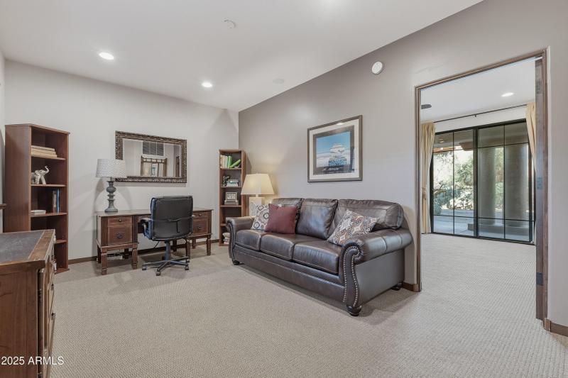 "Flex" Room or Junior Suite