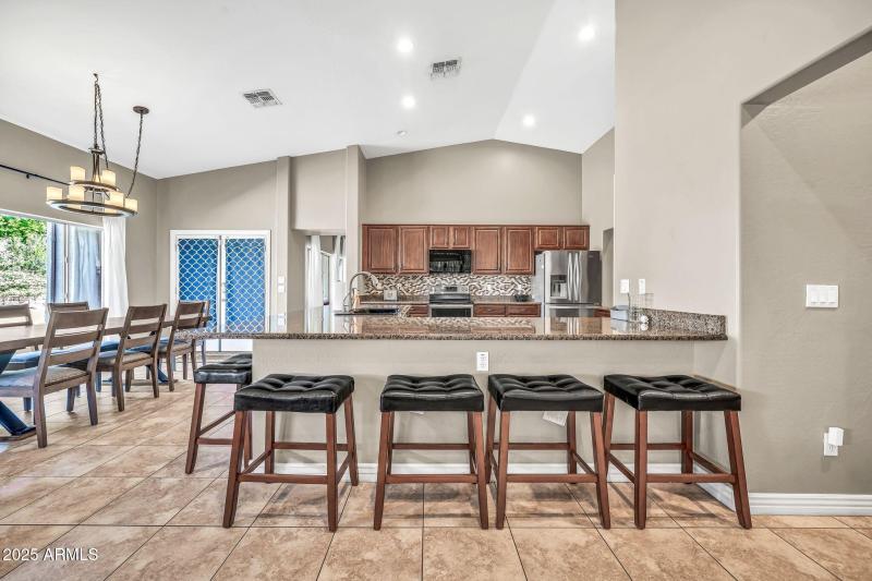 13204 W San Miguel Ave-13