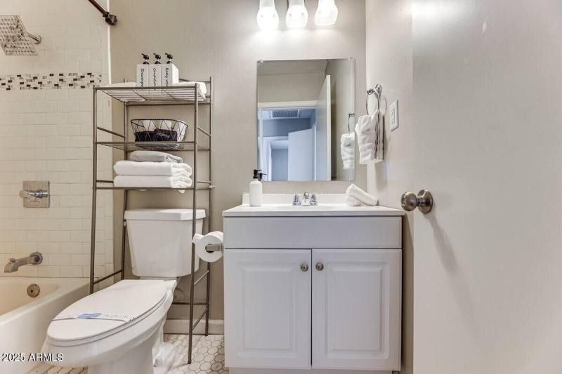 1027SSiestaLn_56206_14