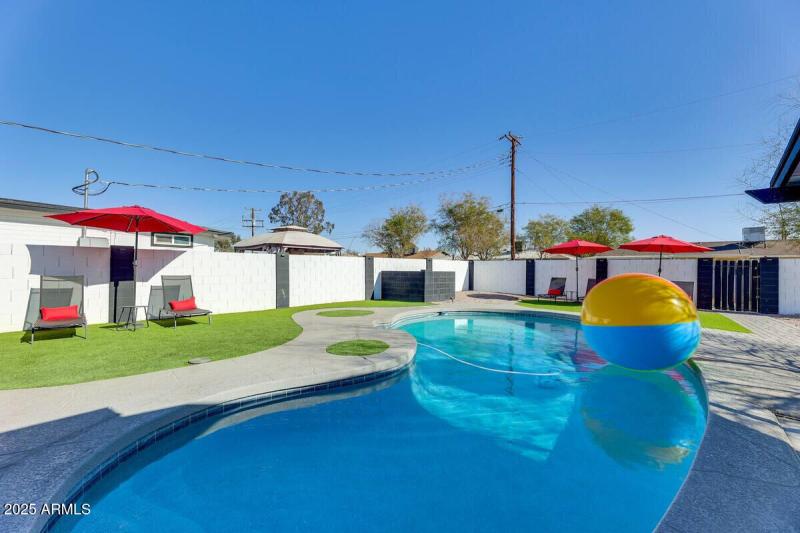 1027SSiestaLn_56206_28