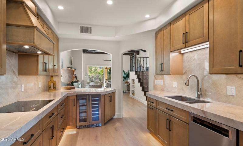 16-web-or-mls-Kitchen6