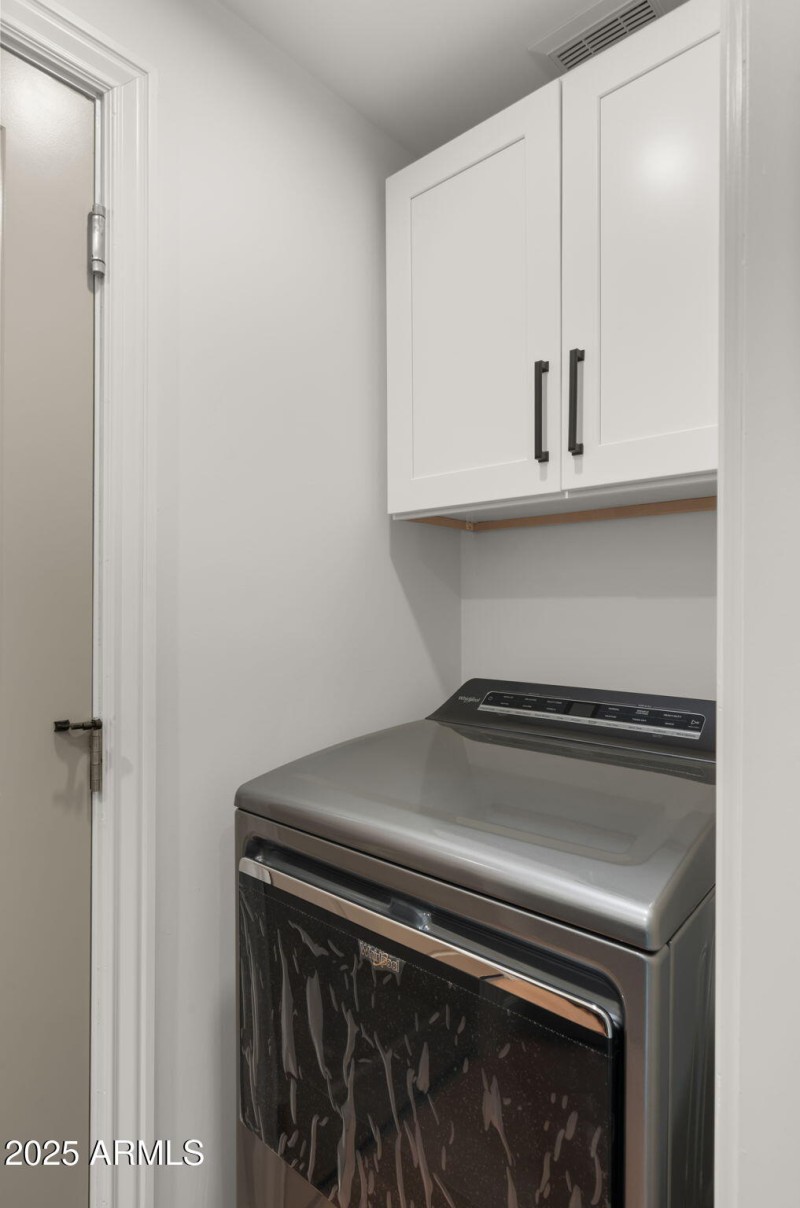 46-web-or-mls-Laundry Nook