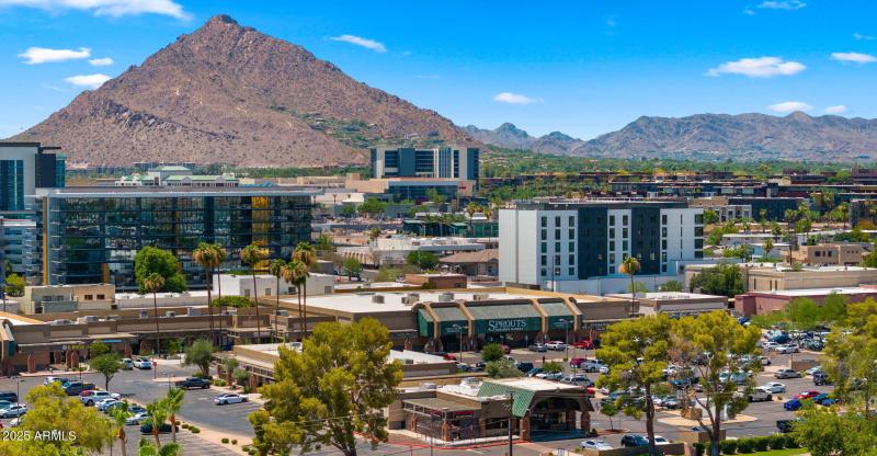 63-web-or-mls-Community Drone5