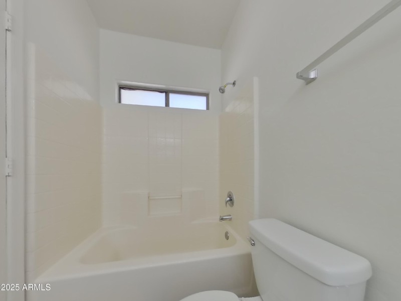 8_pc_mHKqbMJj4b_8fZHQBkcHc_layout_0