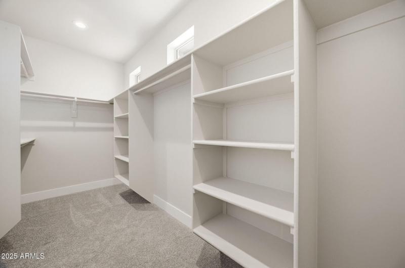 2701NEagleViewLp-ShowLowAZ-20