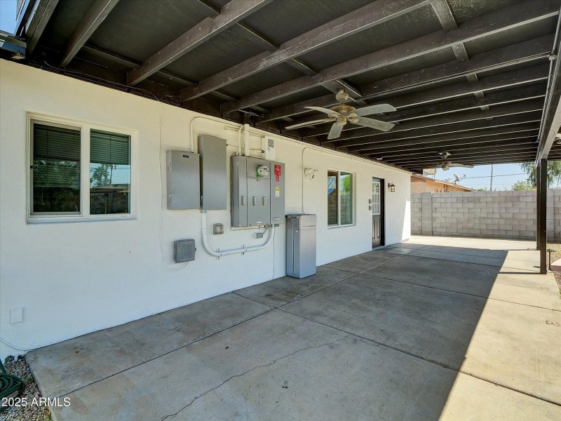 36-4337 E Wilshire Dr-36