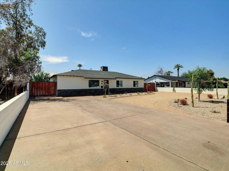 46-4337 E Wilshire Dr-46