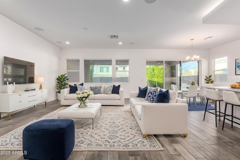 Virtual Staging Cloud - 11-La-Mirada.jpg