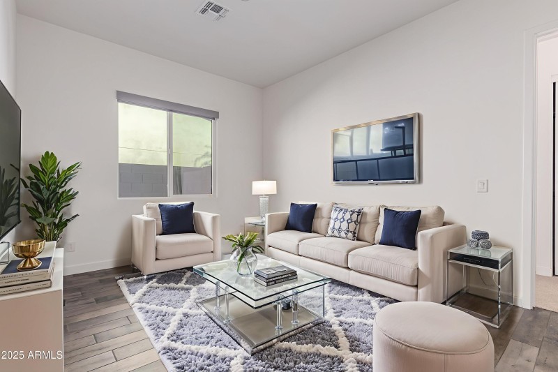 Virtual Staging Cloud - 24-La-Mirada.jpg