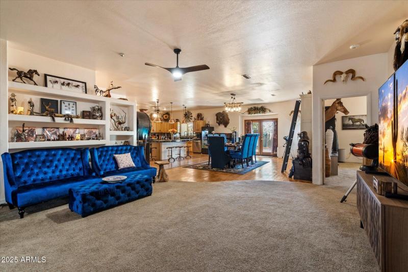 Designer details convey