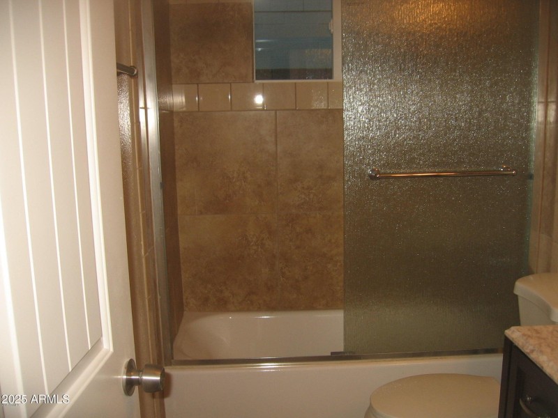 20151204041558621131000000-o