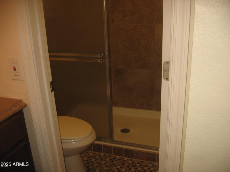 20151204041524063283000000-o