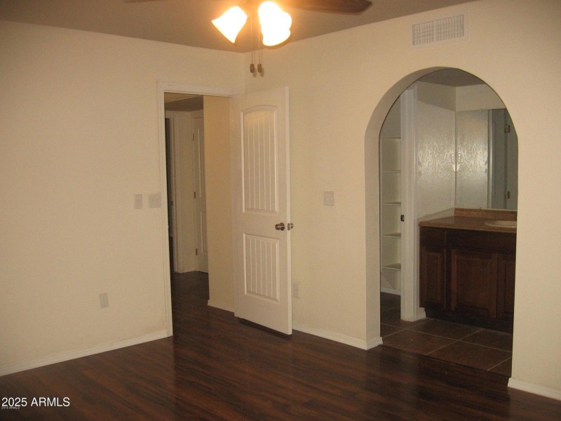 20151204041440328432000000-o