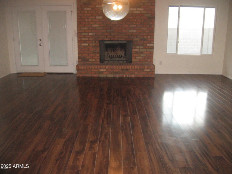 20151204041319969069000000-o