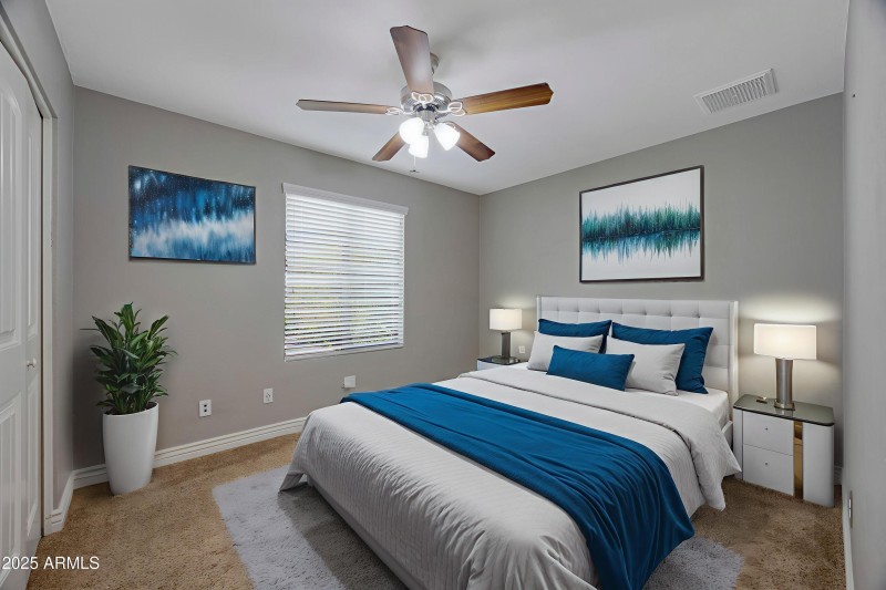 5802-Gelding-Dr-20 - Bedroom - Standard