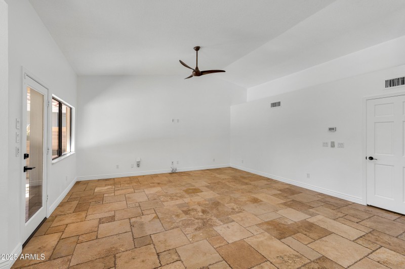 5903 E Paradise Lane-19