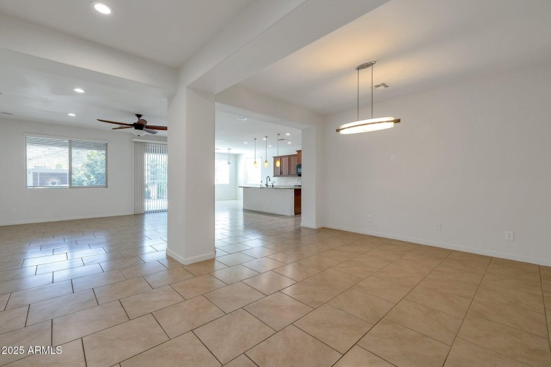 11-web-or-mls-QP--11