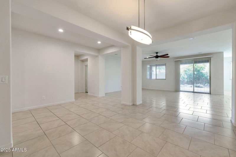 12-web-or-mls-QP--12