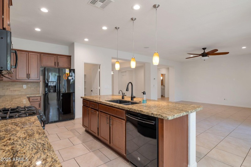 18-web-or-mls-QP--18