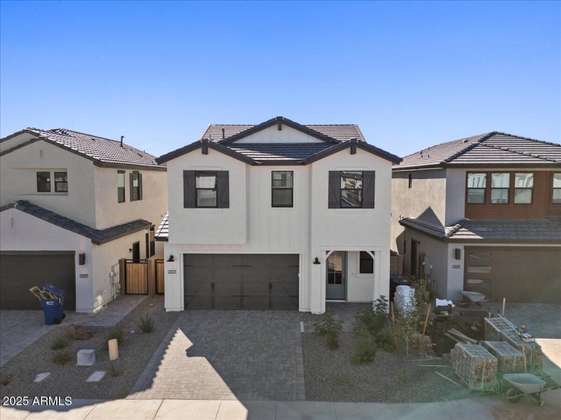 03-Aerial front of home