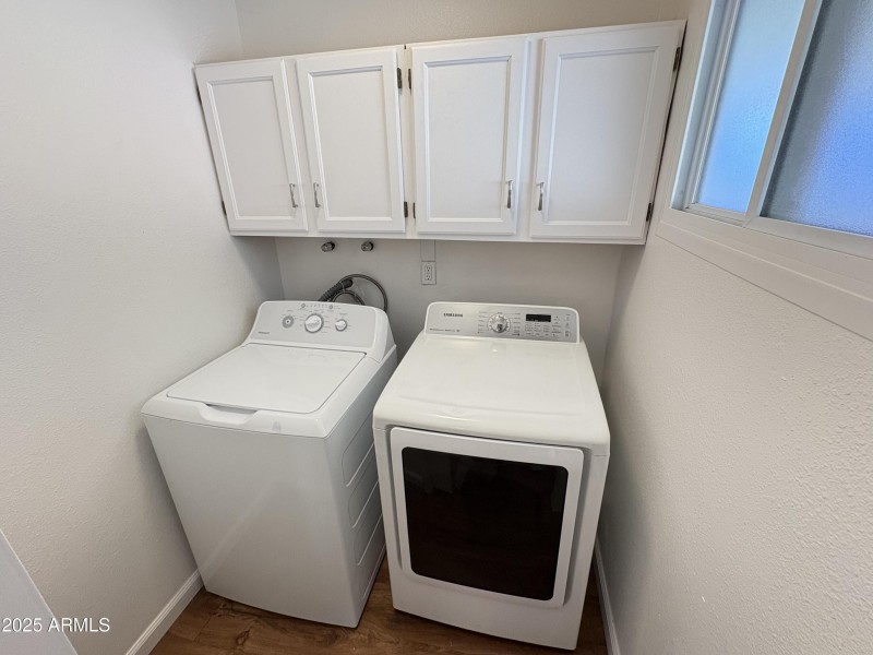 320CFD93-EEFE-49A9-9858-048B80EDBA47