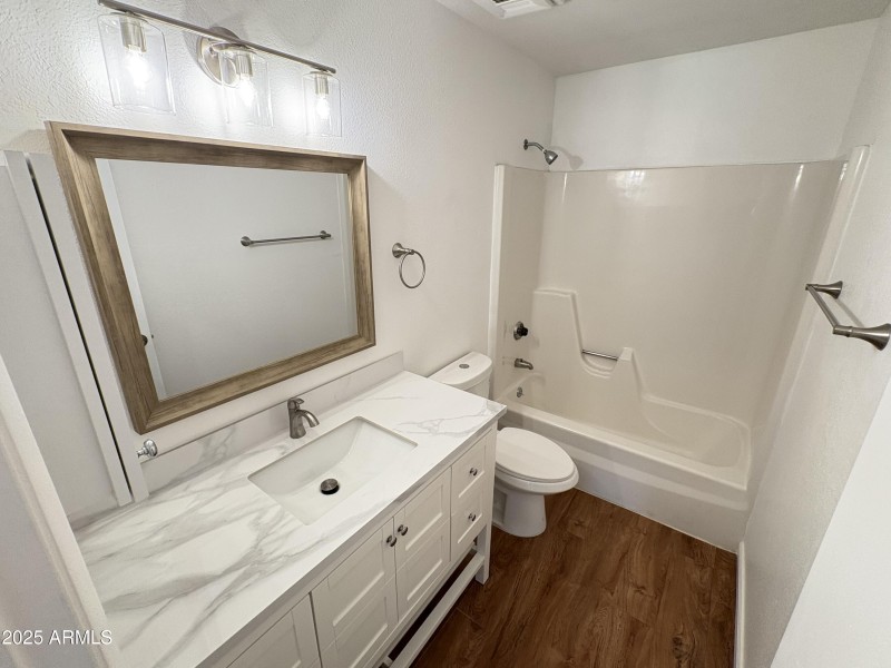 DCAFAED7-8613-4A3C-AAAF-F9F4FFC9FB93