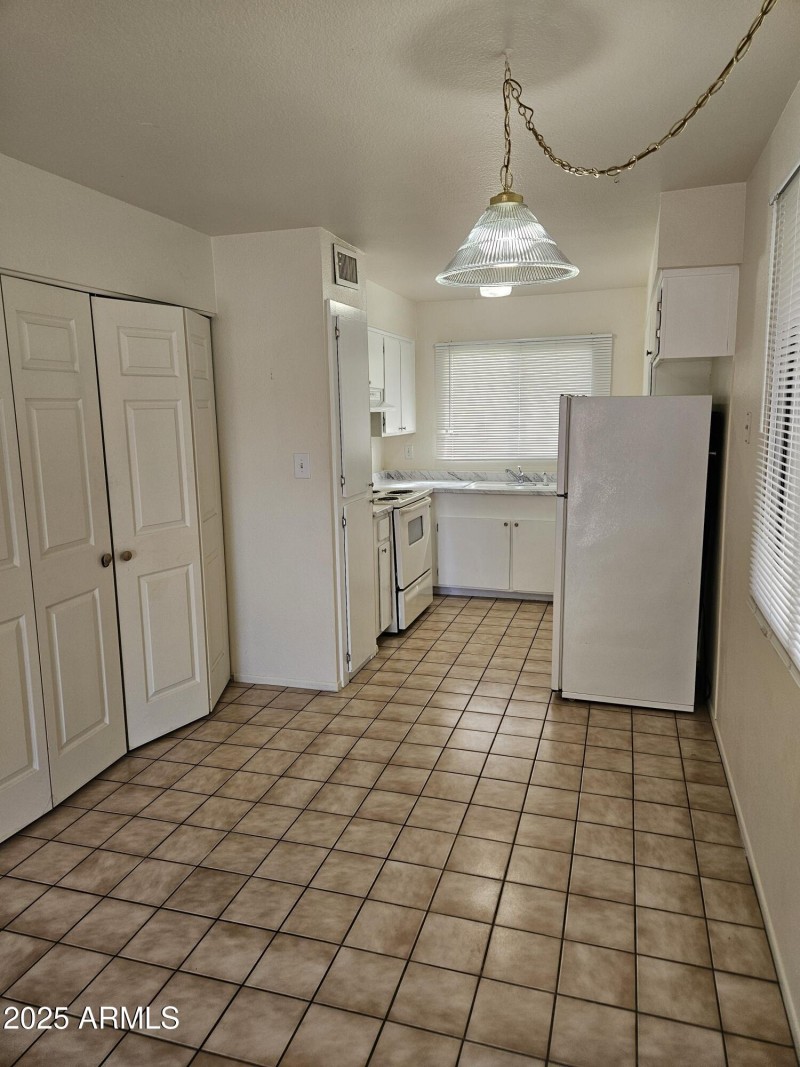 20251021_140840_resized