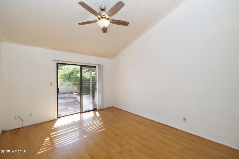 4775_W_Mission_Ln_10_17_25_05