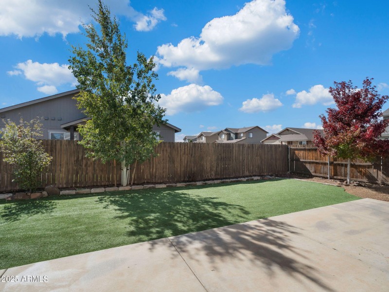 29-web-or-mls-TimberCreekImagery-32