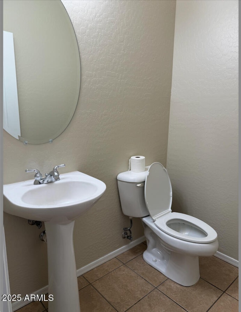 996 E Cantebria Dr Downstairs Bathroom 2