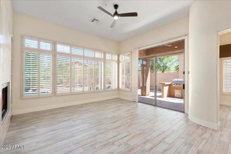 07-8432 E Diamond Rim Dr