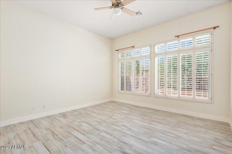 18-8432 E Diamond Rim Dr