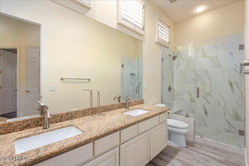 27-8432 E Diamond Rim Dr