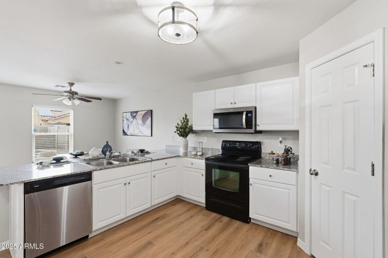 17-web-or-mls-ListerPros-17