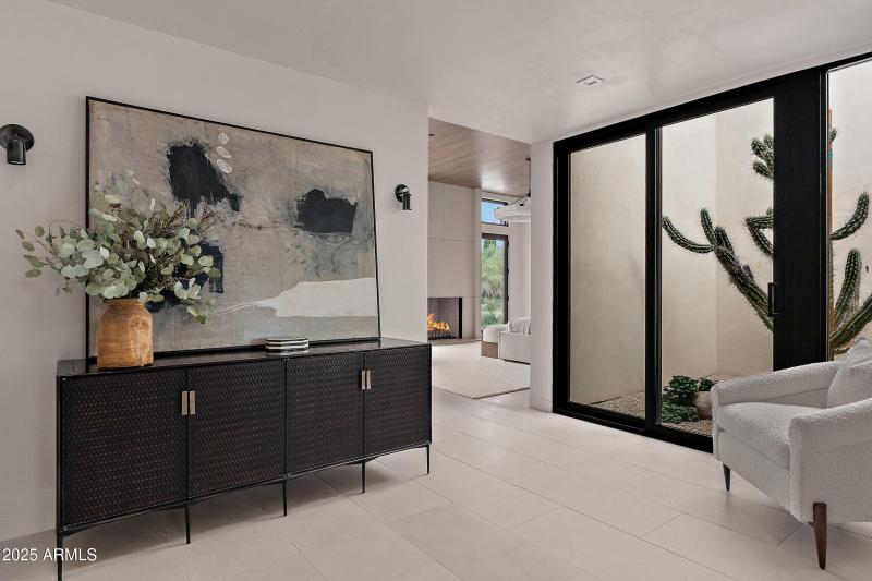 Primary Bedroom Zen Garden