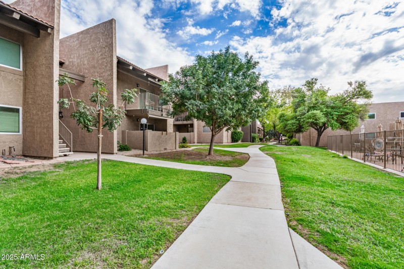 Lush Green Community