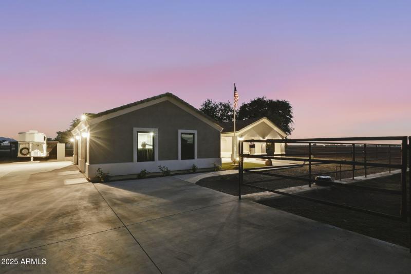 40-web-or-mls-ListerPros - Twilight-32