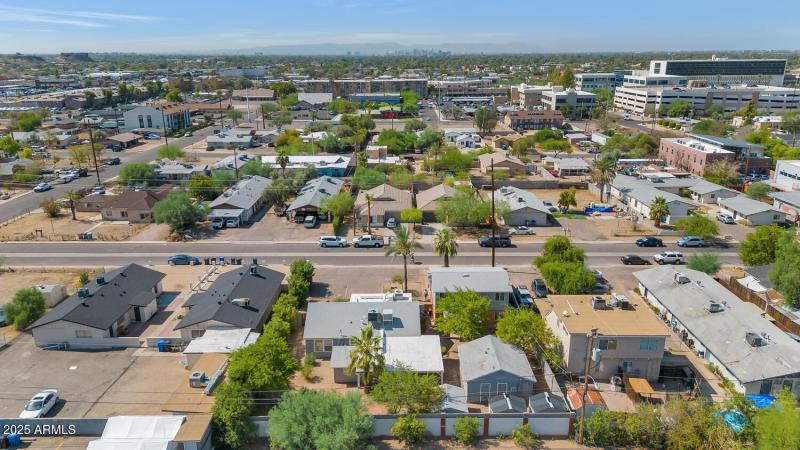 Copy of 316 E Vogel Ave-large-005-004-31