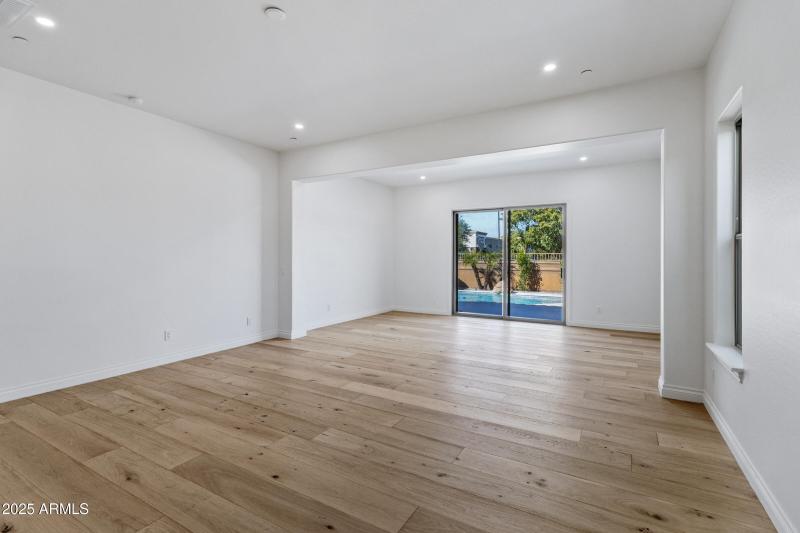 3126 E Wildhorse Ct-32