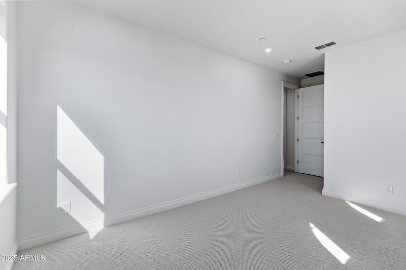 3126 E Wildhorse Ct-54