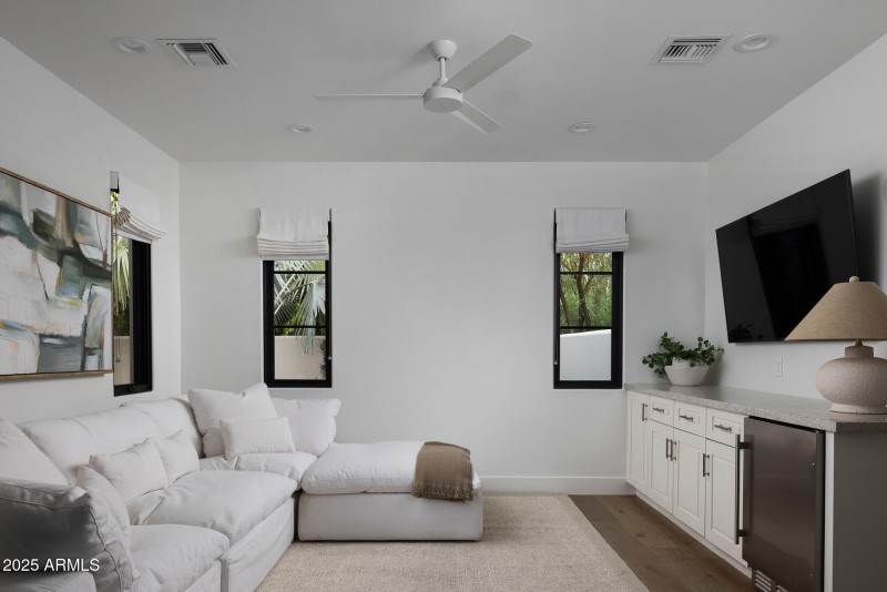 Guest Home Living
