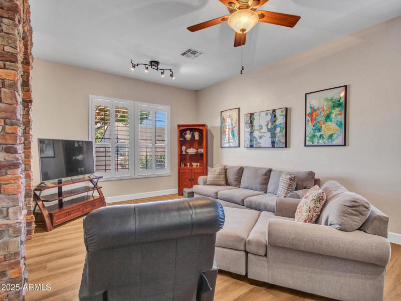 02-Living-Dining-room-(1)